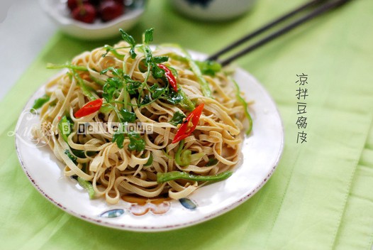 凉拌豆腐皮的做法