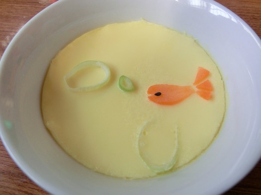小鱼吐泡蒸鸡蛋的做法