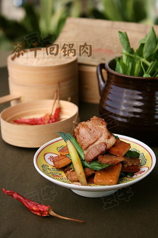 茶干回锅肉的做法