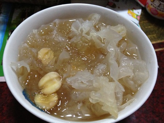 雪耳燕窝玫瑰蜜的做法