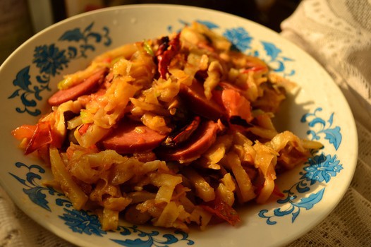 香菇火腿炒饼的做法