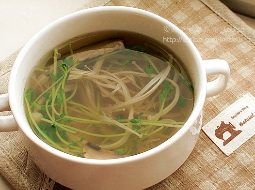 金针豆苗汤的做法
