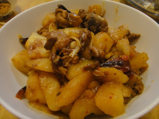 土豆烧鸡块的做法