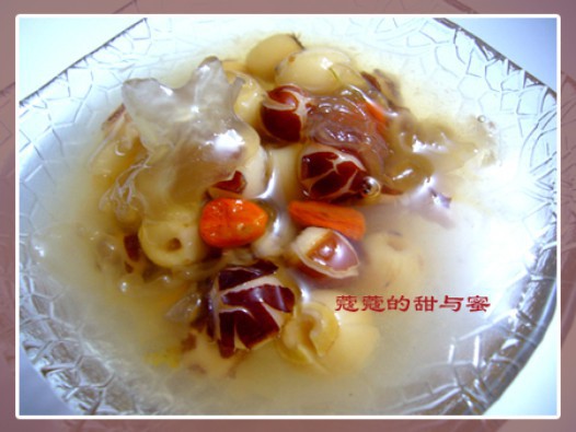 银耳芡实羹的做法