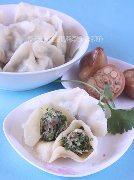 香菜馅饺子的做法
