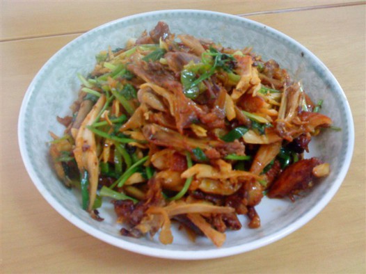 小炒手撕鸡的做法
