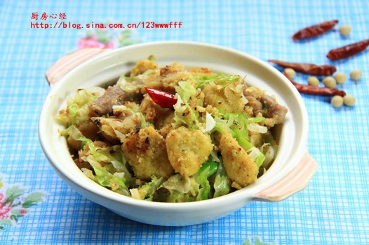 圆白菜炒窝头的做法