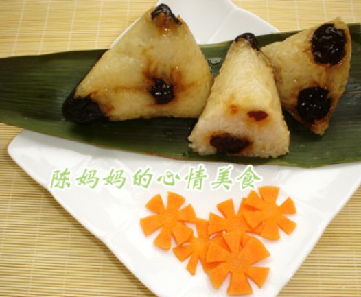 红枣糯米粽的做法