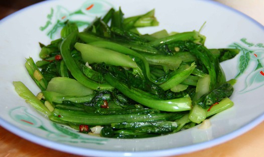 清炒油麦菜的做法