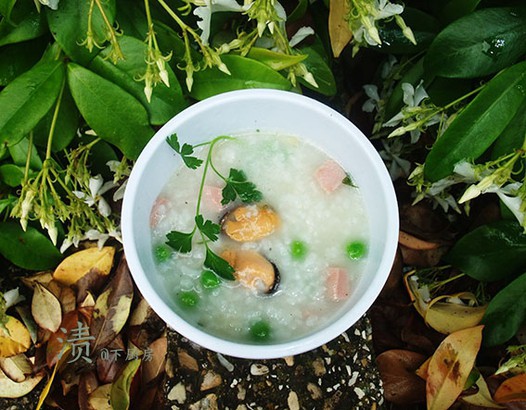 海鲜火腿青豆粥的做法
