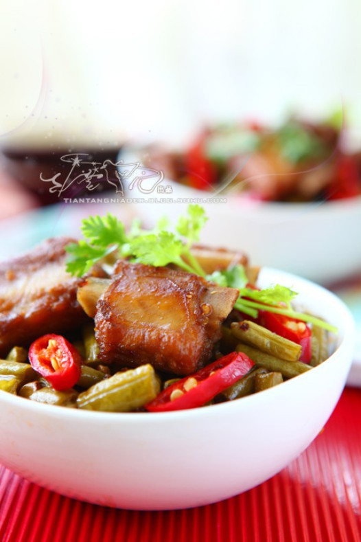 酸豇豆小排骨的做法