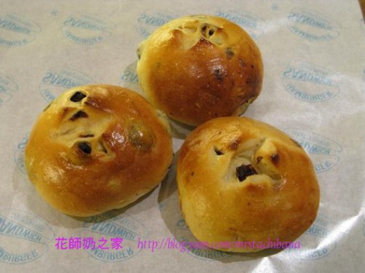 葡萄干奶油面包的做法