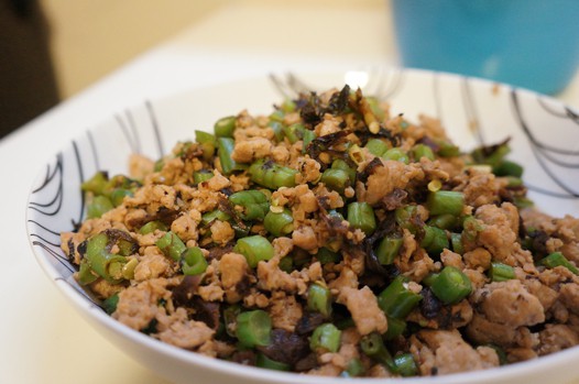 肉末梅菜炒豆角碎的做法