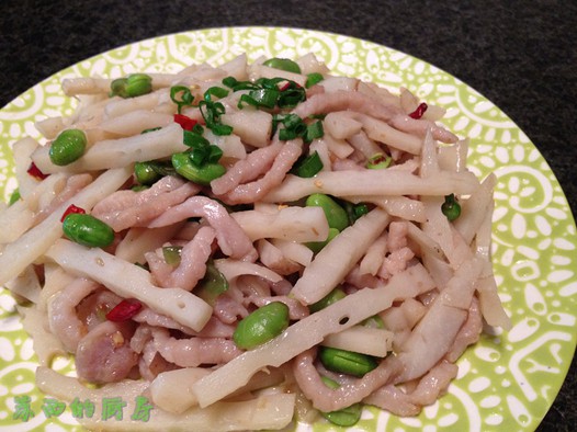 莲藕毛豆炒肉丝的做法