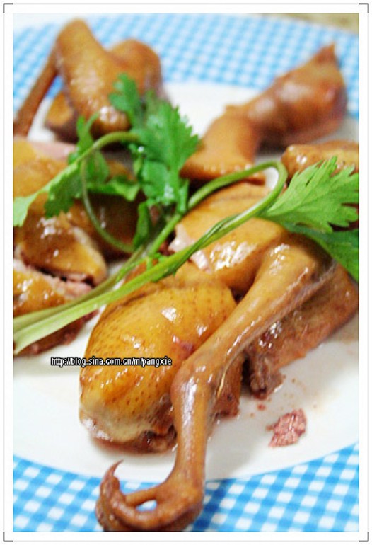 豉油乳鸽鸡的做法