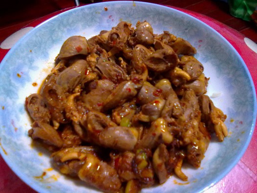 蒜蓉酱炒鸡心的做法