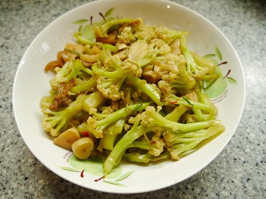 炒花菜的做法
