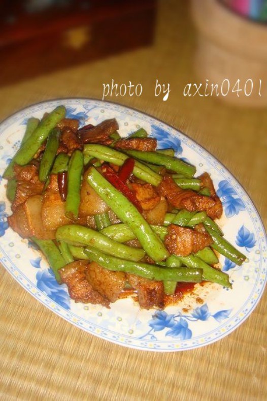 农家豆角炒五花肉的做法