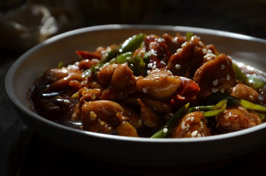 杭椒鸡腿肉的做法