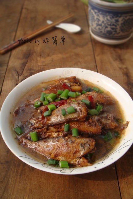老酒焖黄鱼的做法