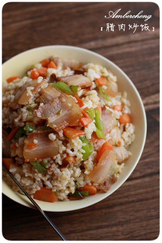 腊肉炒饭的做法