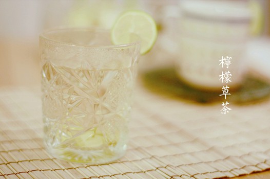柠檬草茶的做法