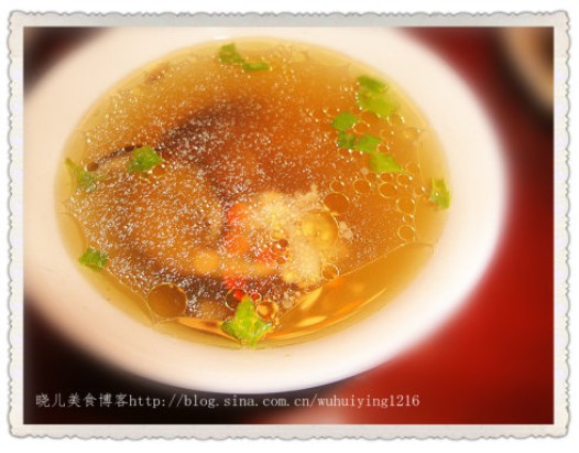 香菇枸杞鸽子汤的做法