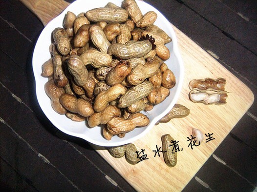 盐水煮花生的做法