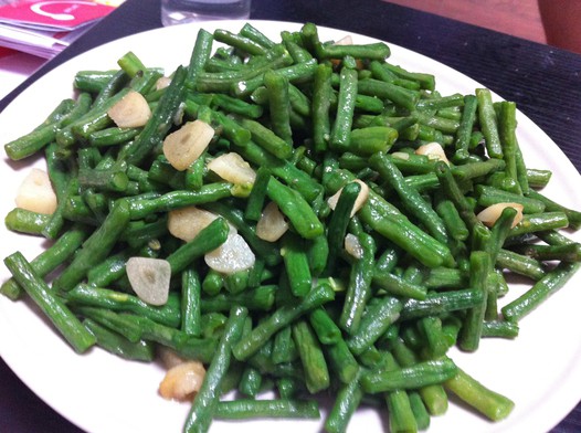 蒜蓉豇豆的做法