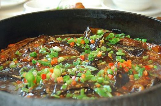 铁板酱香茄条的做法