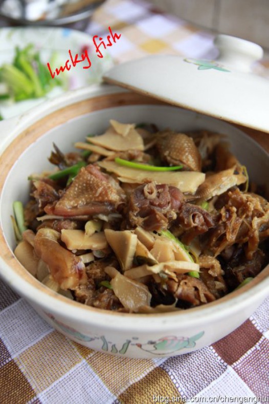 冬笋焖板鸭的做法
