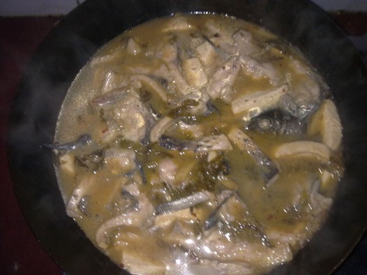 酸菜豆腐鱼的做法