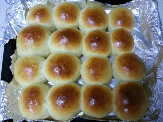 牛奶小餐包(面包机和面发酵)的做法