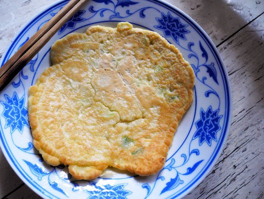 葱花鸡蛋饼的做法