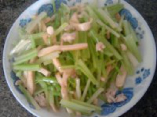 芹菜肉末豆腐干丝的做法