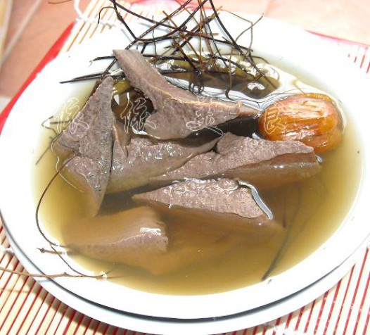 猪横脷煲鸡骨草的做法