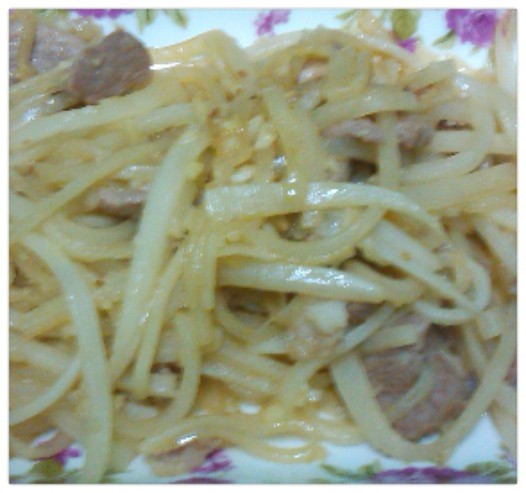 白萝卜丝炒肉的做法