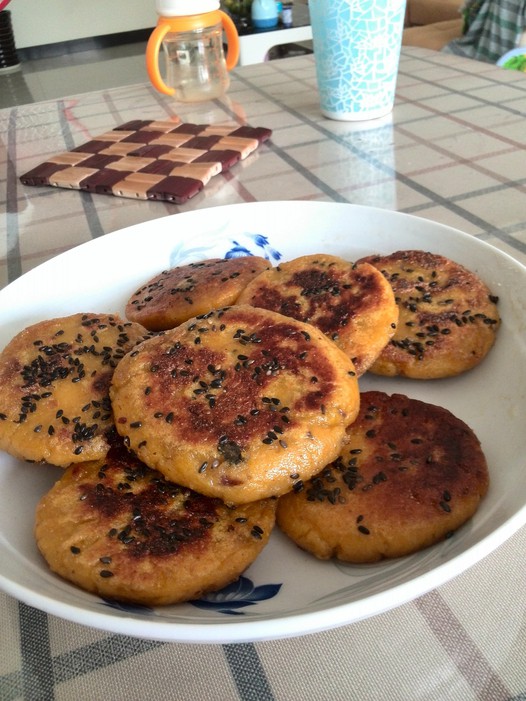 黑芝麻红豆南瓜饼的做法