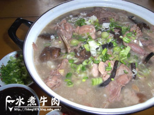 松蘑兔肉火锅的做法