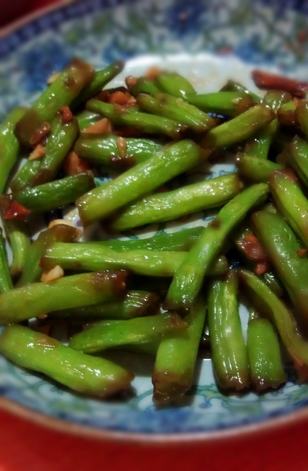 蒜蓉素豆角的做法