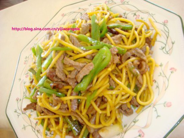 牛肉热炒面的做法