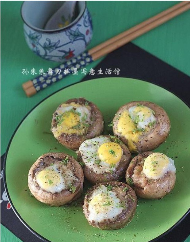 既创意又特别的蘑菇蛋盅的做法