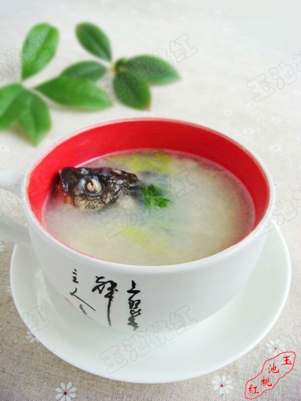 鲫鱼白菜汤的做法