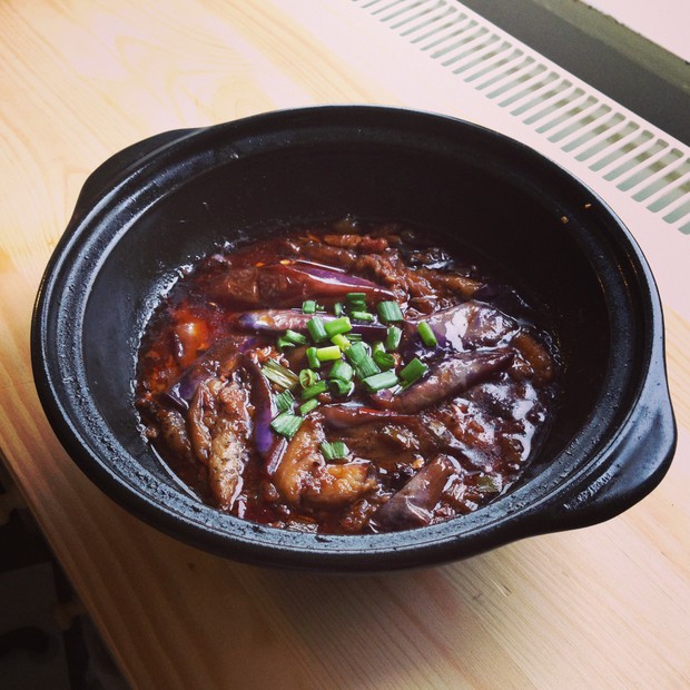 家常肉末茄子煲的做法