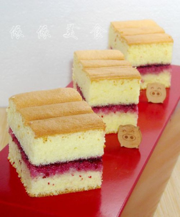 杨梅果酱夹心蛋糕的做法