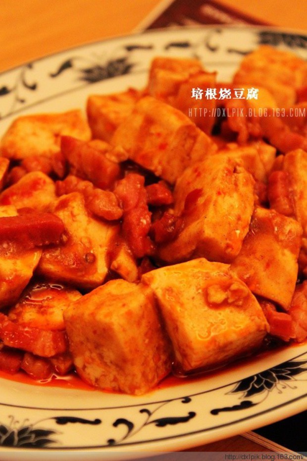 培根烧豆腐的做法