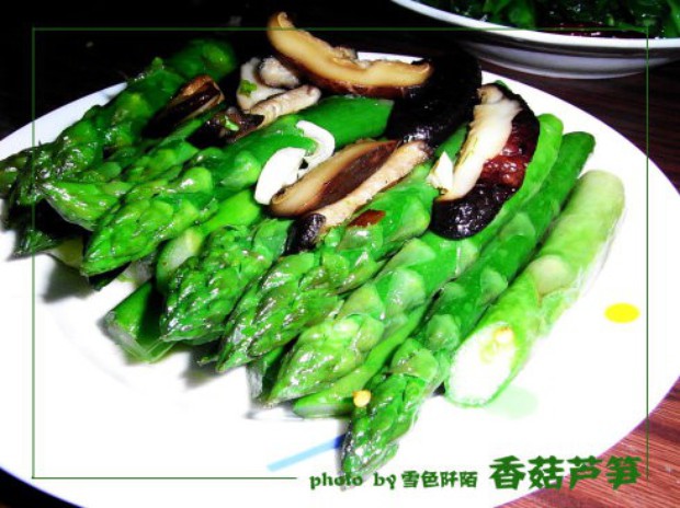 香菇芦笋的做法