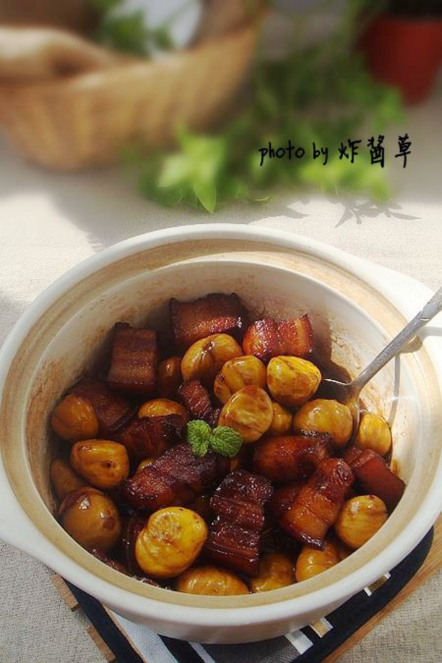 栗香红烧肉的做法