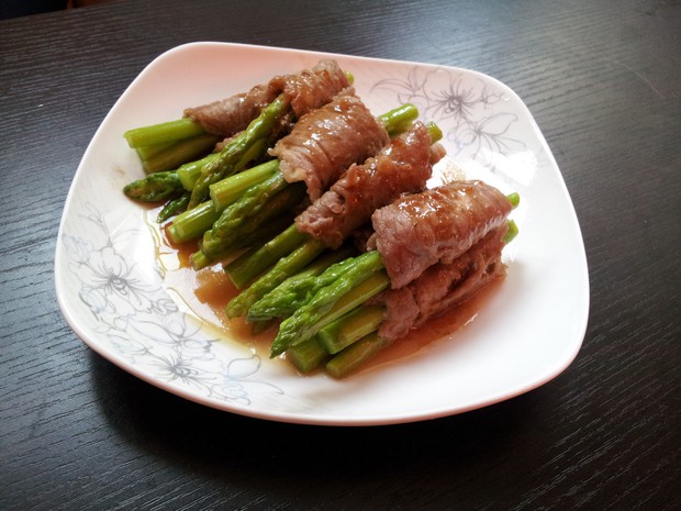 芦笋牛肉卷的做法