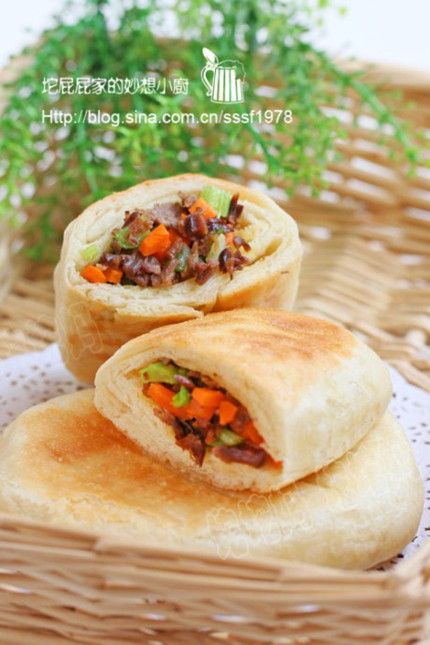 西芹胡萝卜牛肉夹饼的做法